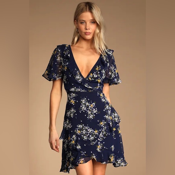Lulus Dresses & Skirts - Lulu’s Sweetheart Navy Blue Floral Sleeve Mini Dress